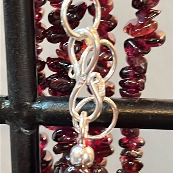 Rhodolite Garnet Beads Bracelet 925 sterling silver clasp. NWT. 7.25” - Picture 4 of 8